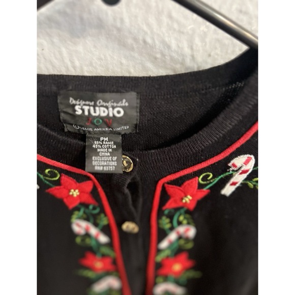 Studio Joy Christmas Cardigan Women Size PM Button Up Poinsettia - Picture 5 of 6